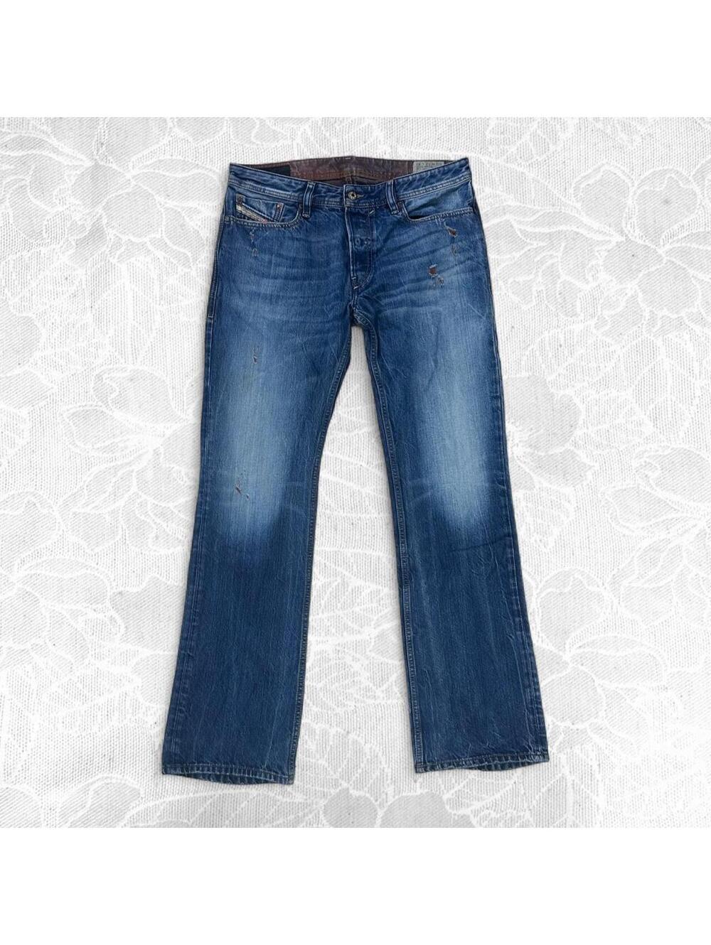 Diesel New-Fanker Y2K Regular Slim-Bootcut Jeans - 32x32